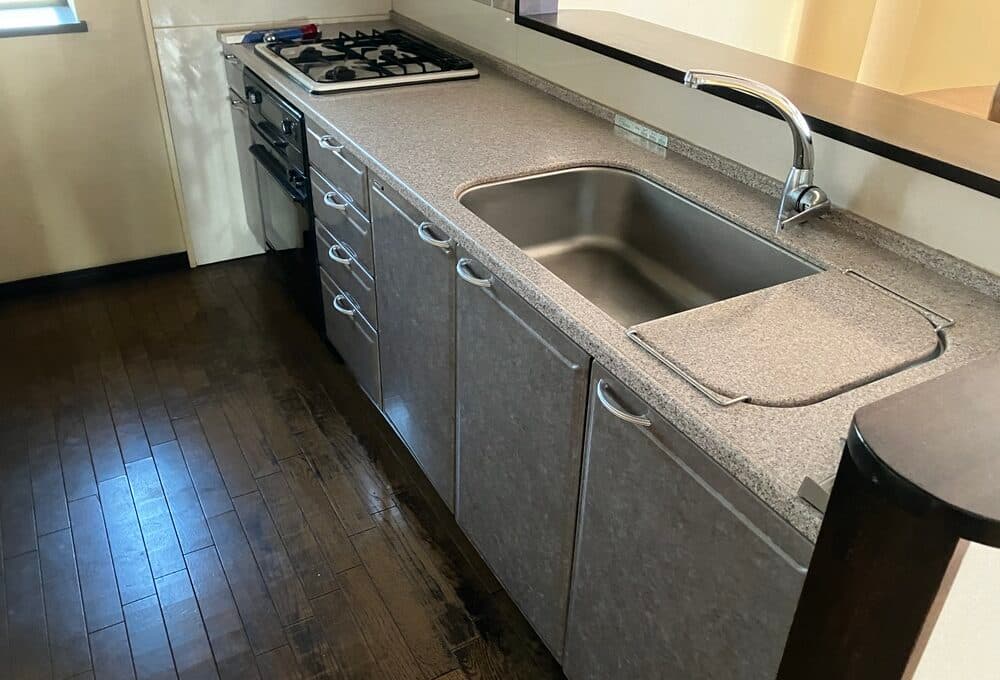 福井市問屋町三丁目 店舗付き住宅/店舗+5LDK＋2WIC
